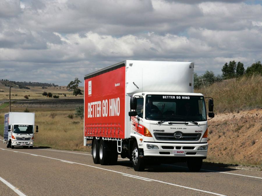  Hino 500 FL 2627 2008 года  (фото 3 из 3)